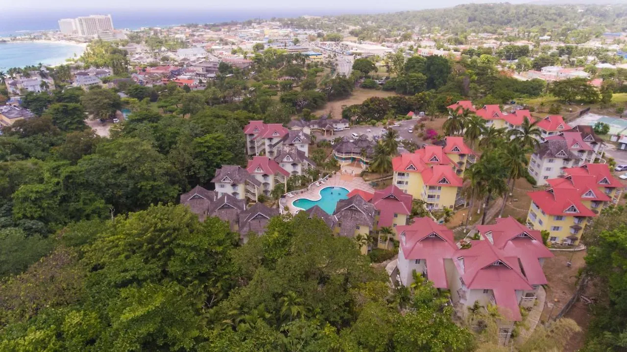 אוצ'ו ריוס Mystic Ridge Resort מלון אוצ'ו ריוס