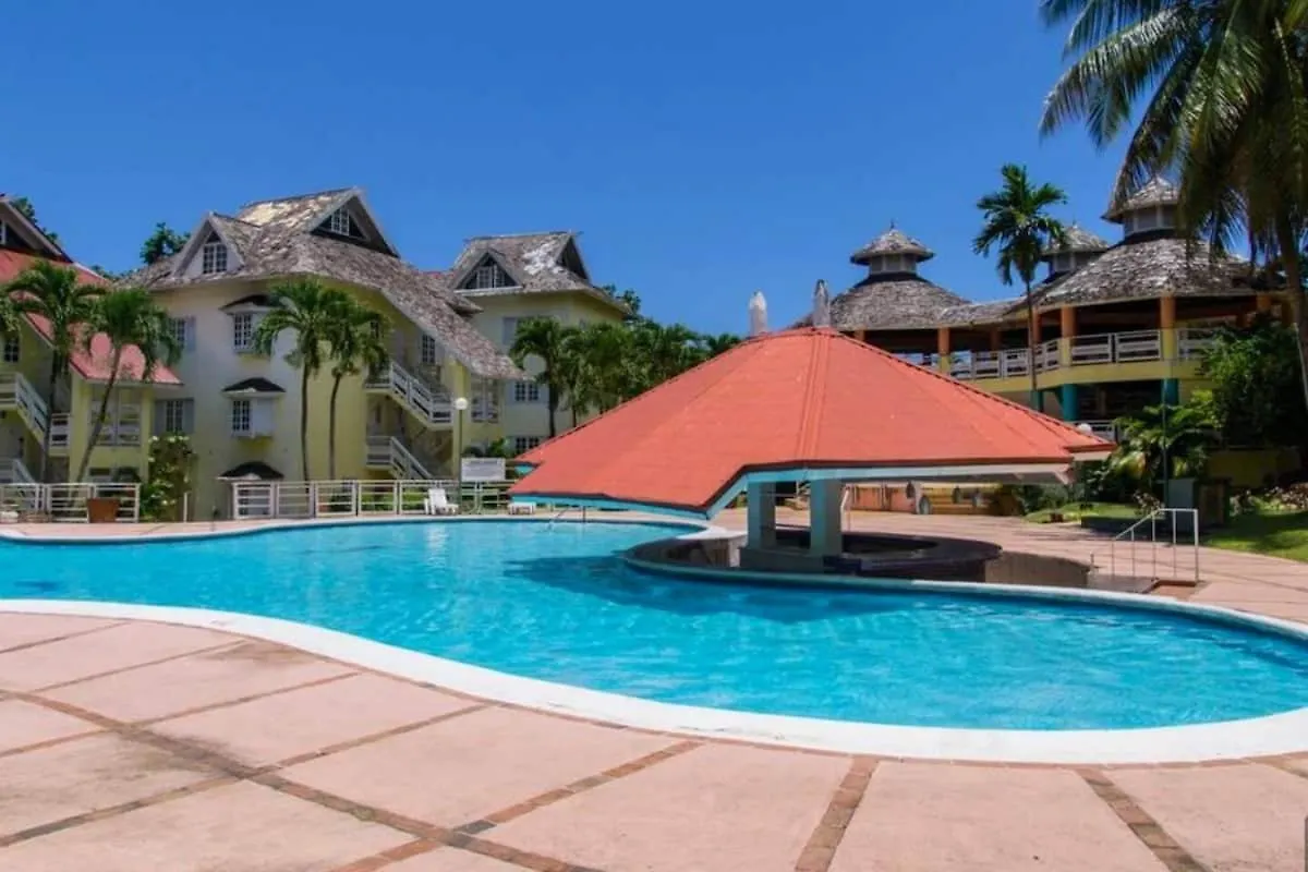 מלון אוצ'ו ריוס Mystic Ridge Resort